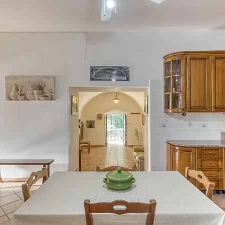 A Casa Di Amici דירה *