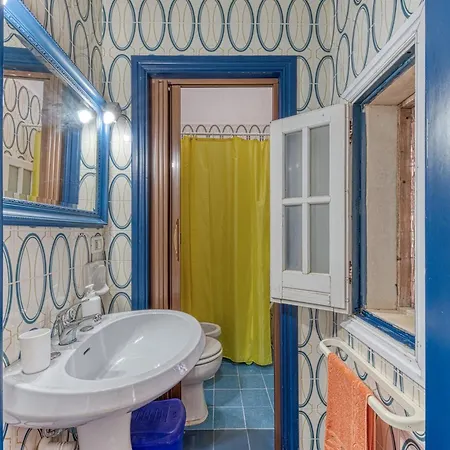 A Casa Di Amici * Torre Pali