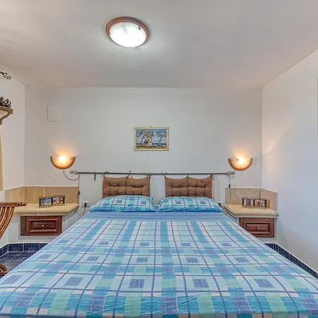 דירה A Casa Di Amici